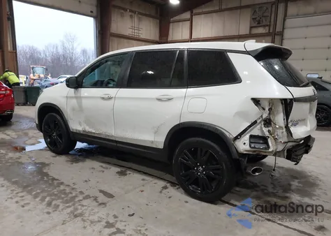 2020 Honda Passport Awd Sport z USA, uszkodzony, nr VIN 5FNYF8H2XLB010899